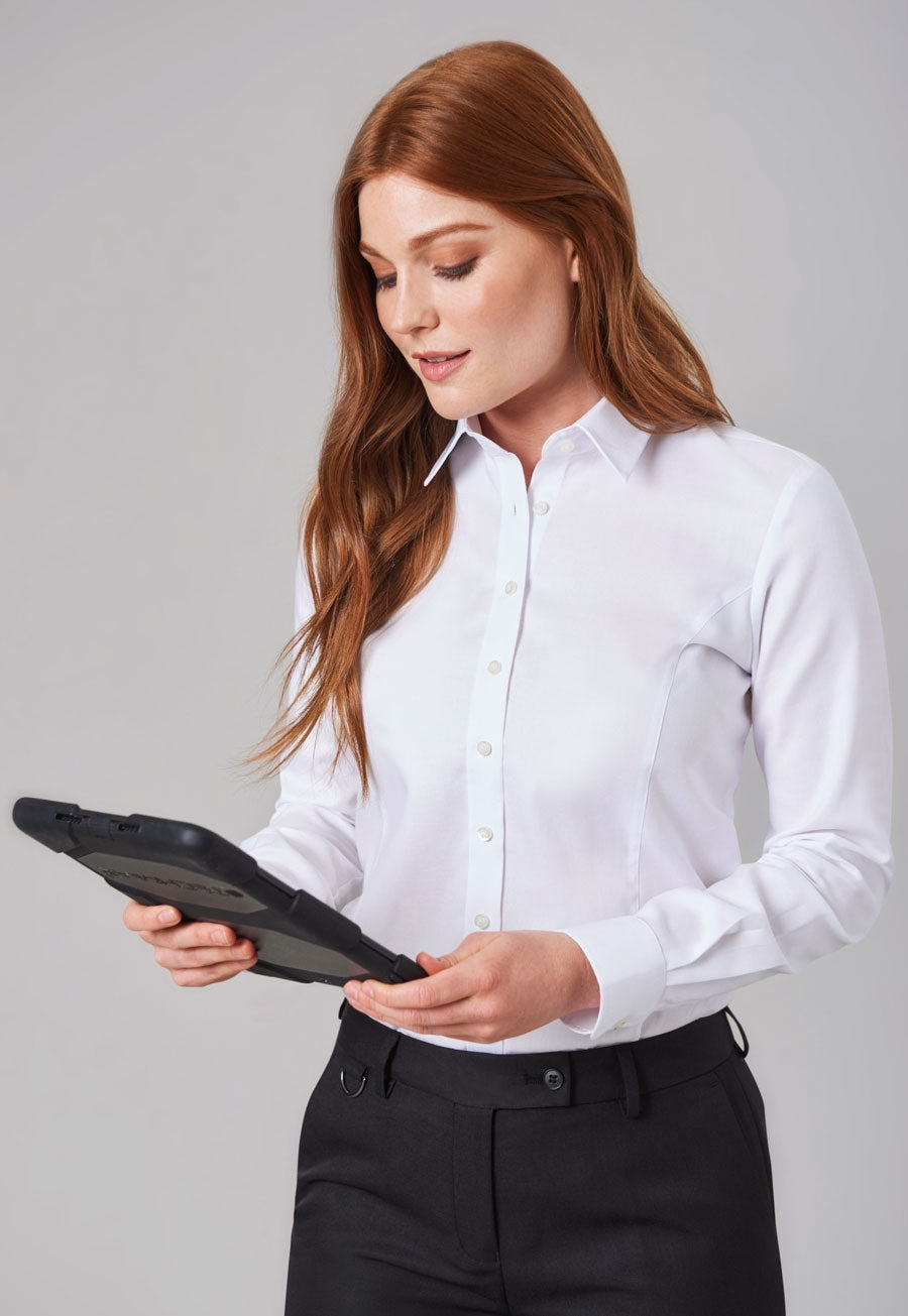 Brook Taverner Albany Shirt in White, image 3