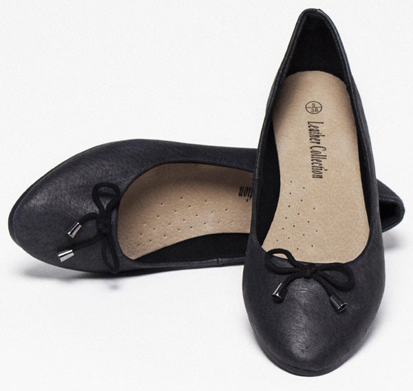 La Beeby Salon Shoe F80275. Colour: Black., main product image