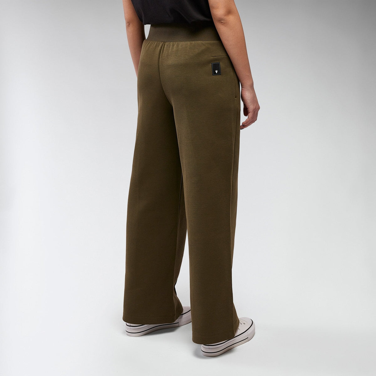 Macron Corsola Pants - Military Green - view-02