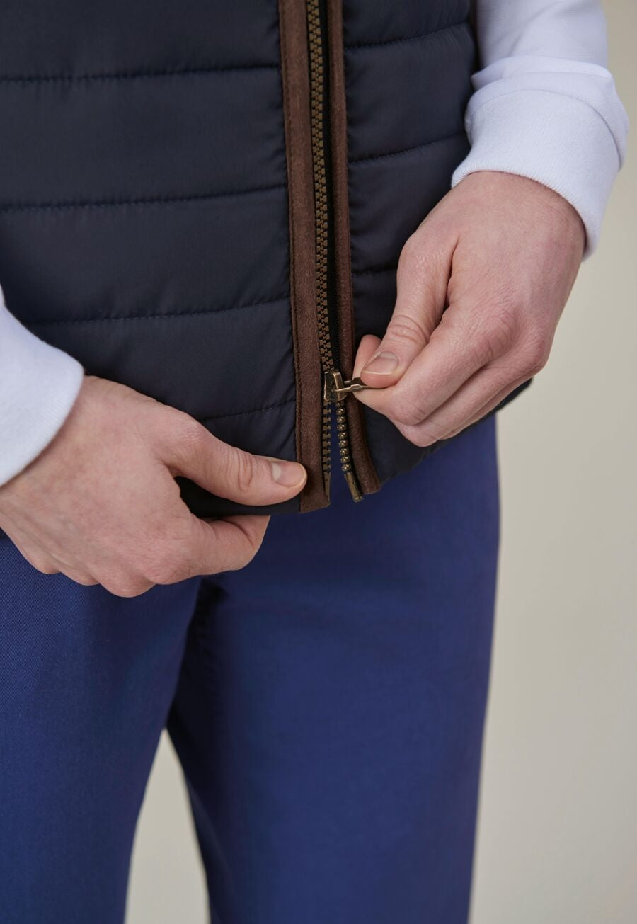 Brook Taverner Madison Premium Quilted Gilet in Navy, image 6