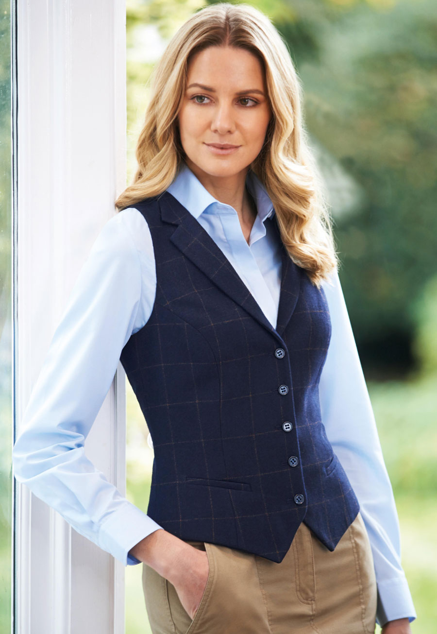 Brook Taverner Nashville Tweed Waistcoat in Navy Check, image 9