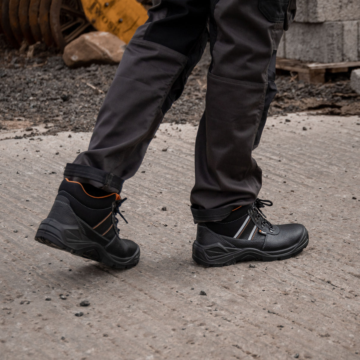 Xpert Force S3 Safety Contract Boot Black, front view