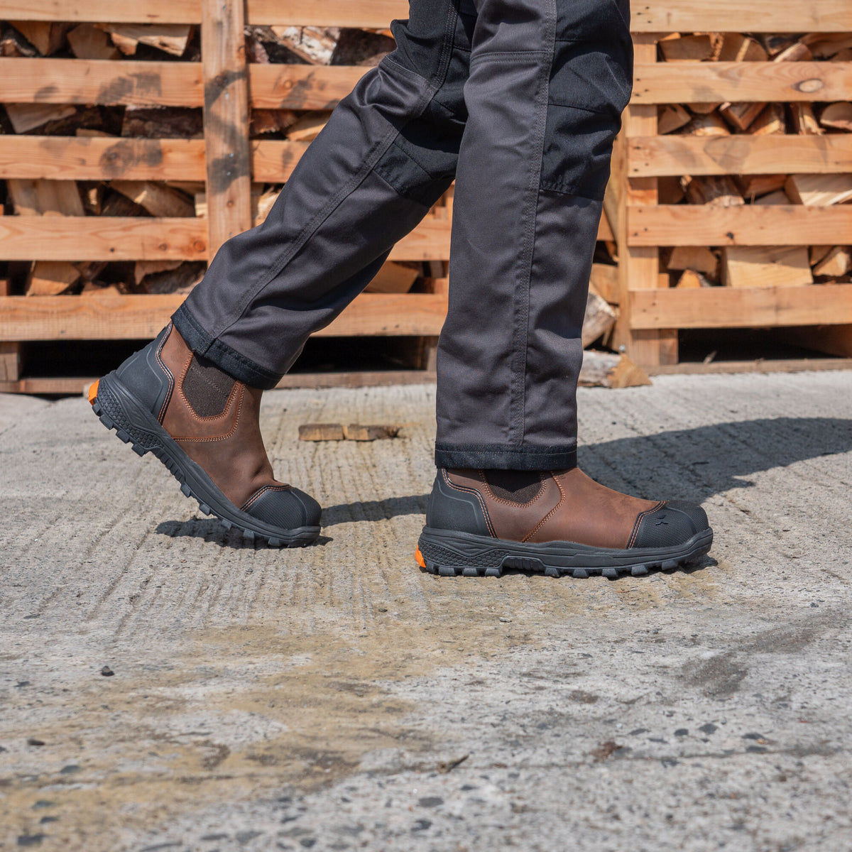 Xpert Pro Forge Waterproof S7L Safety Dealer Boot Brown, front view