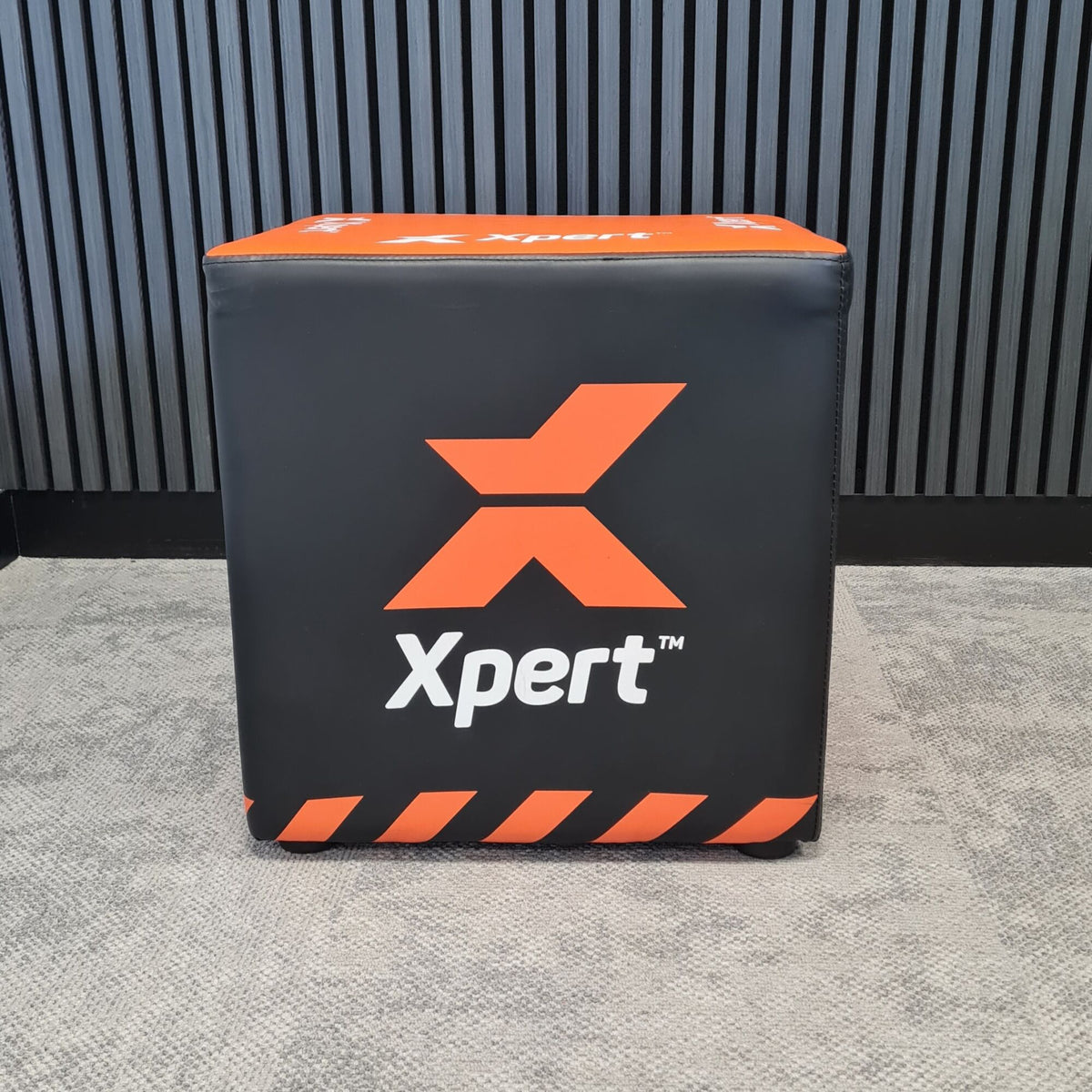Xpert Core Xpert Workwear Cube Seat 450 x 450 x 470 Black, front view