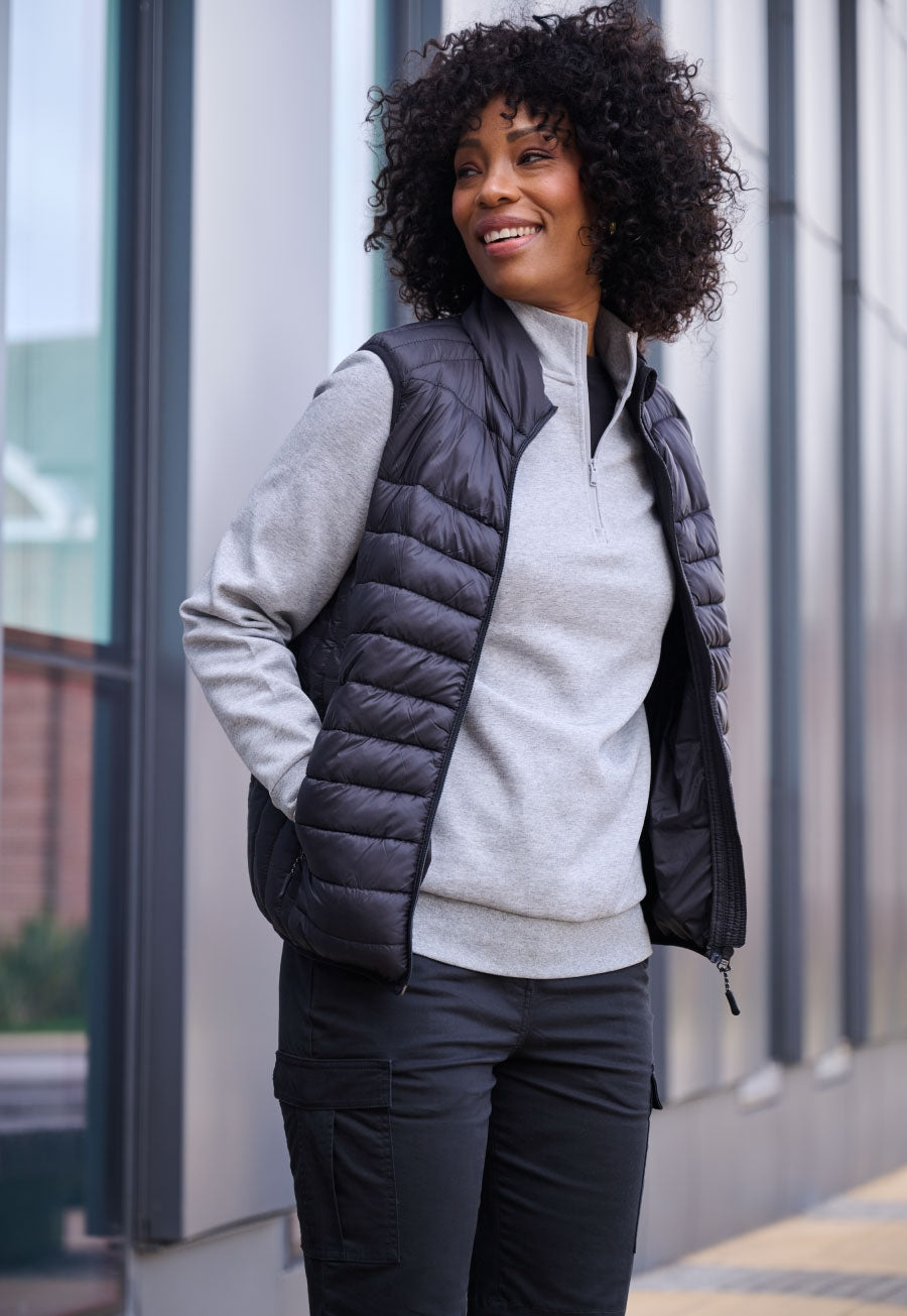 Brook Taverner Stamford 1/4 Zip Sweatshirt in Light Grey, image 5
